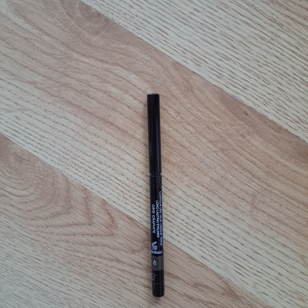CHANEL Le Stylo Yeux Waterproof Eyeliner - #42 Gris Graphite